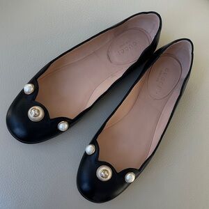 Gucci Black ♣️Flats with Pearl Detail
